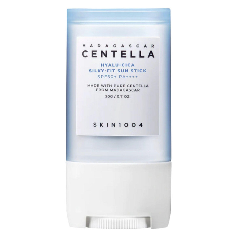 استیک ضد آفتاب بی‌رنگ سانتلا، SPF 50، مدل skin1004، مناسب انواع پوست با حجم 20 میلی‌لیتر، محافظت‌کننده در برابر اشعه‌های UVA و UVB، ضد حساسیت و مرطوب‌کننده، PA++++، روشن‌کننده، دارای فرمولاسیون عصاره مغذی و هیالورونیک اسید، با ماندگاری 3 ساعته