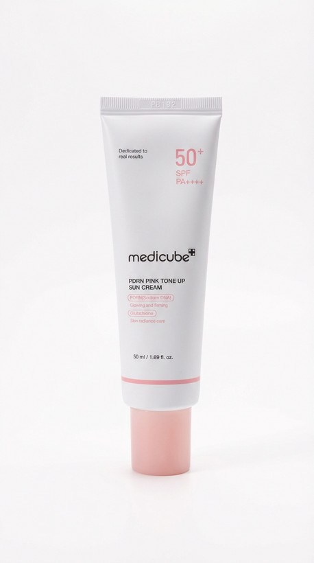 کرم ضدآفتاب مدیکیوب SPF 50+ مدل Pink Tone Up