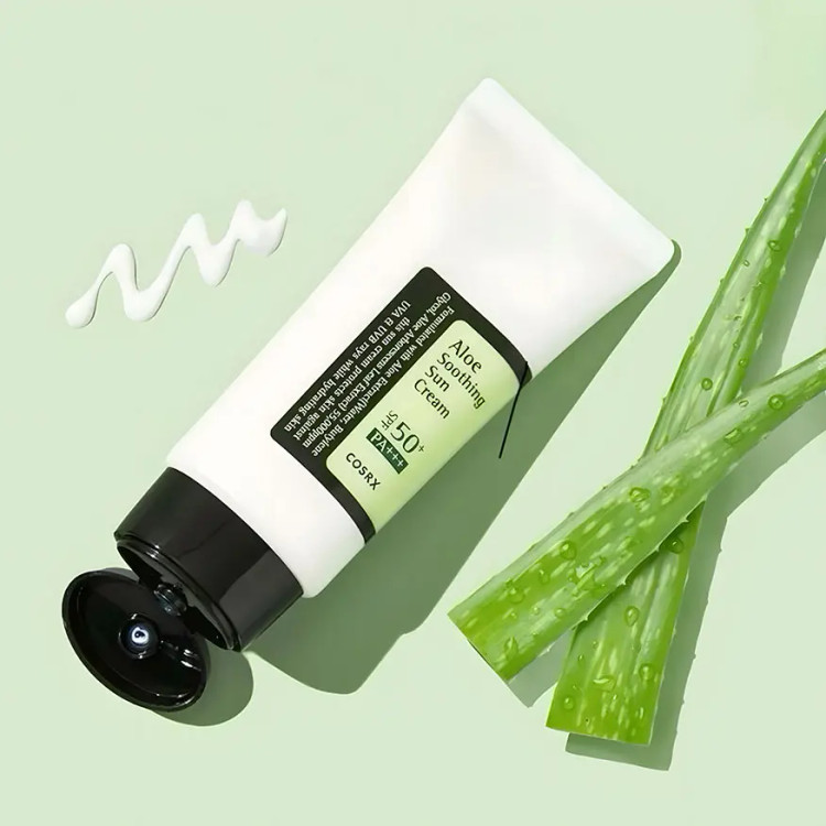 ضدآفتاب آلوئه سوتینگ SPF 50+ PA+++