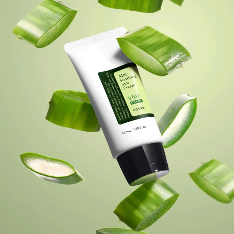 ضدآفتاب آلوئه سوتینگ SPF 50+ PA+++