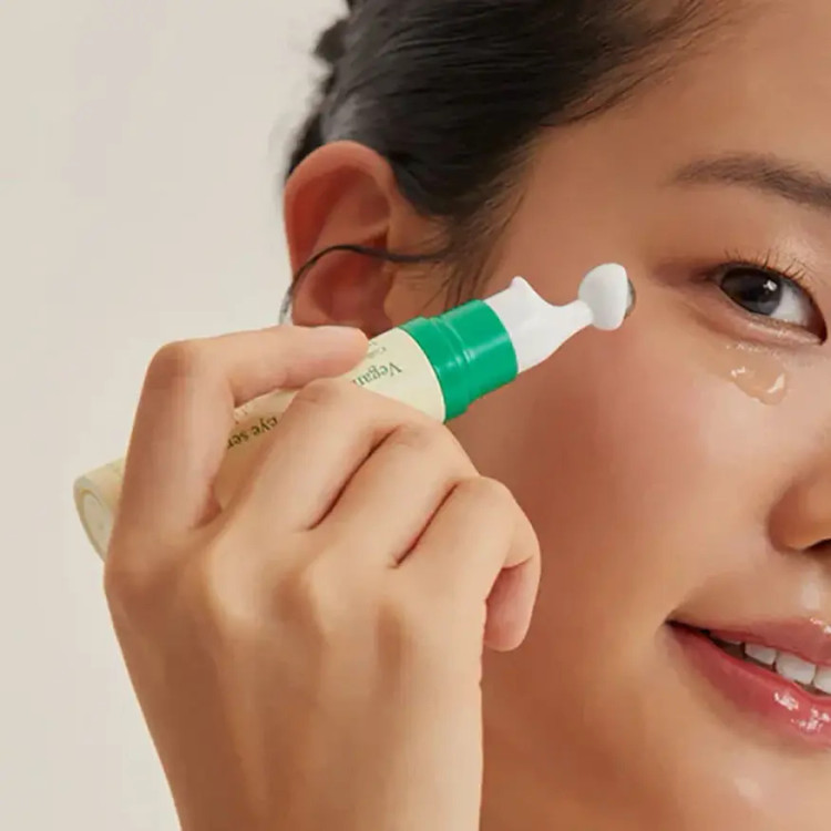 سرم دور چشم اکسیس وای مدل collagen مناسب برای پوست معمولی حجم 10 میلی لیتر